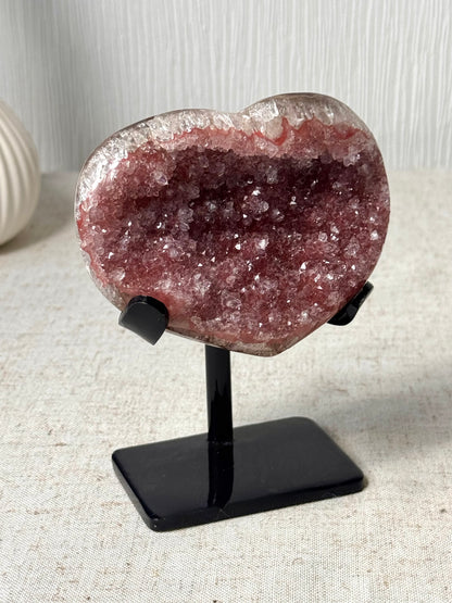 Rainbow Amethyst Heart On Stand 🩷