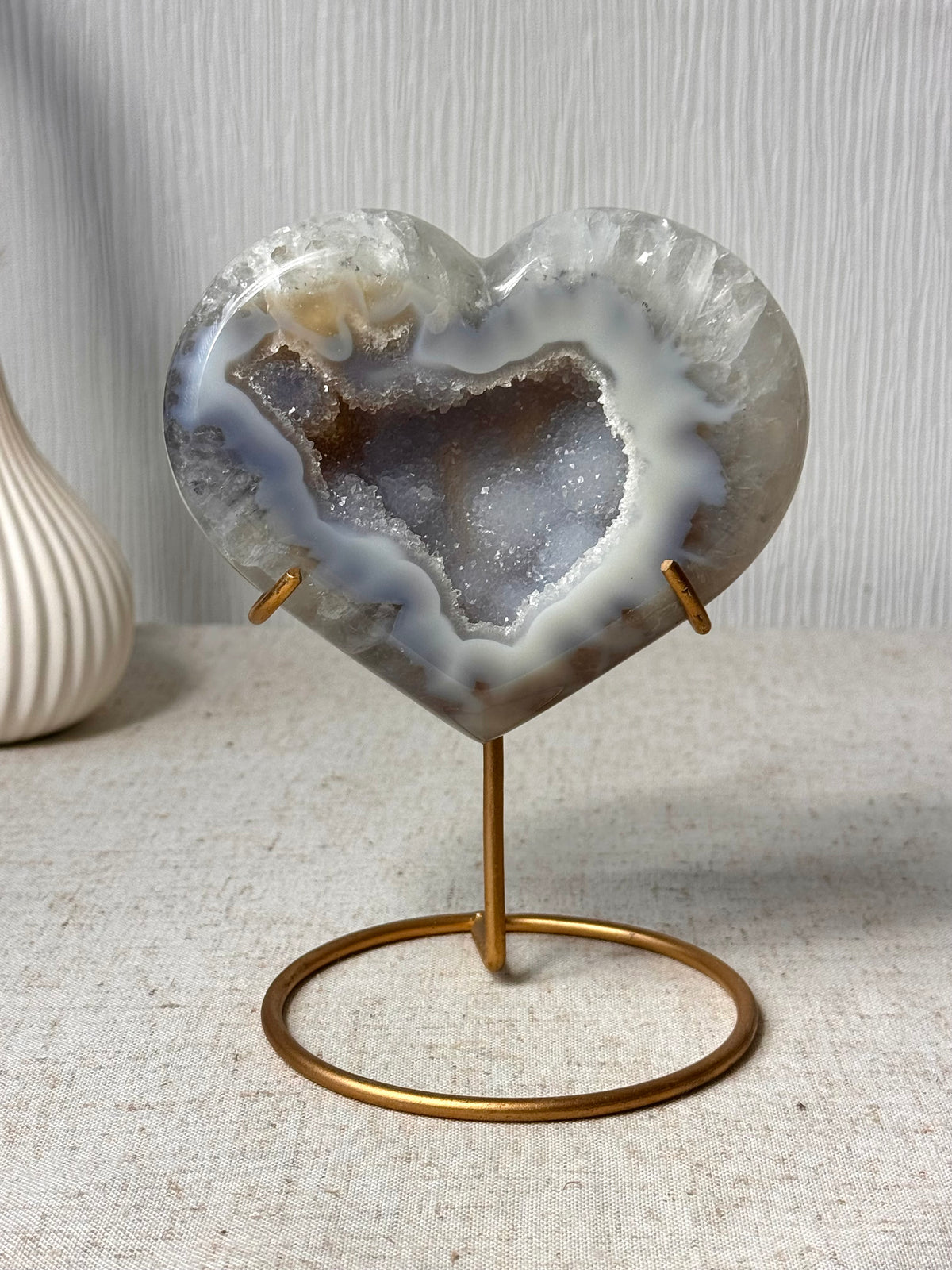 Agate Heart On Stand 🩵